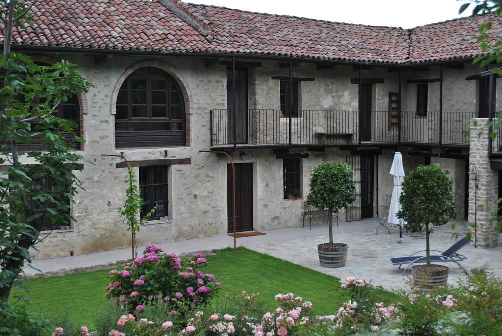 B&B Il Sogno Cossano Belbo ภายนอก รูปภาพ