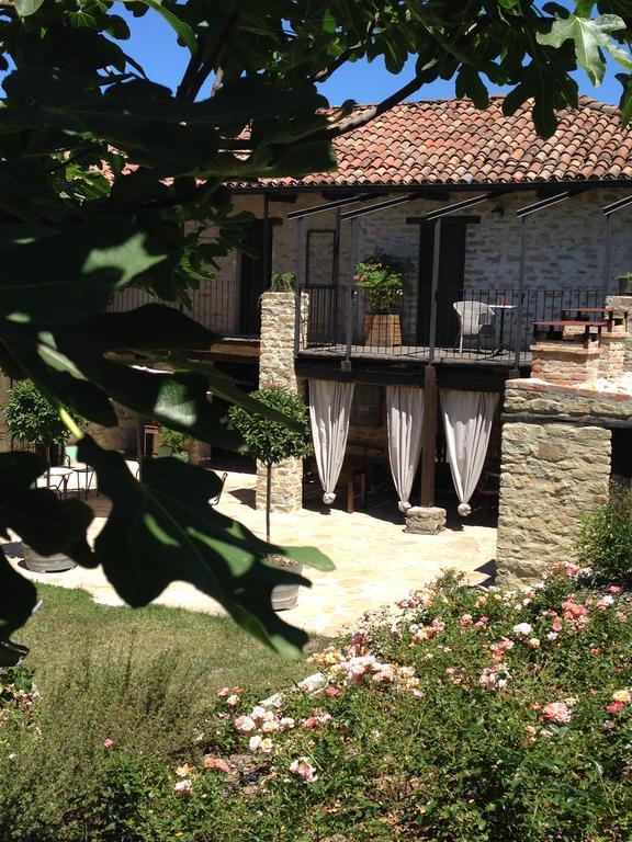 B&B Il Sogno Cossano Belbo ภายนอก รูปภาพ